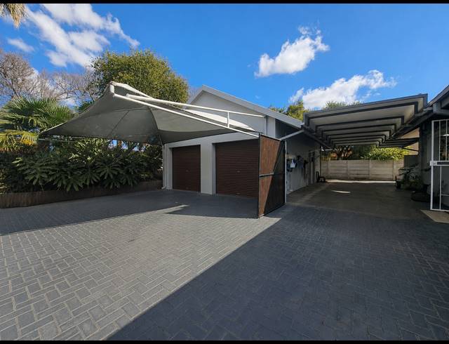 3 BEDROOM HOUSE FOR SALE IN ARCON PARK